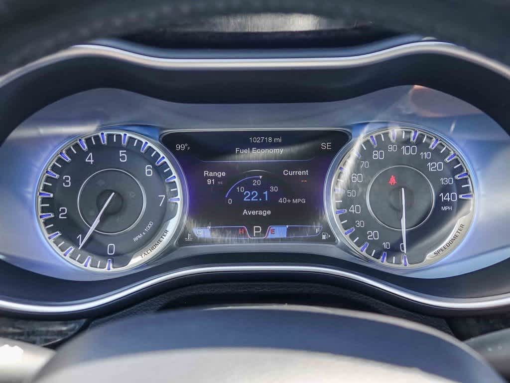 Thumbnail: 2015 Chrysler 200 - 23