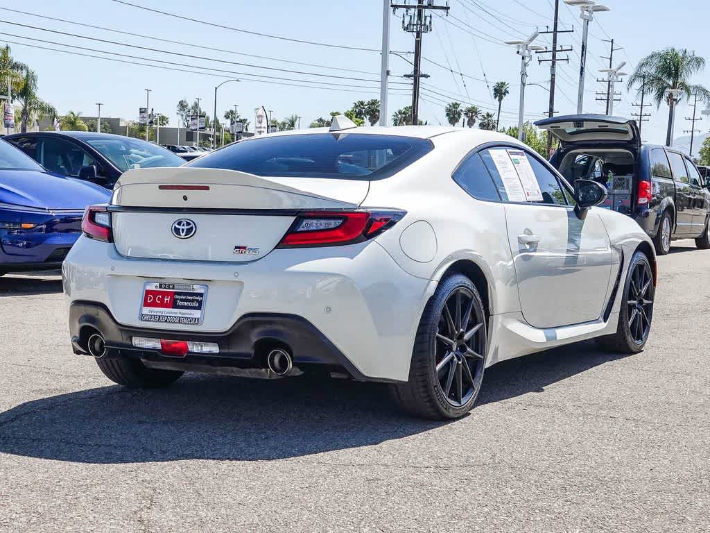 Thumbnail: 2024 Toyota GR86 - 3