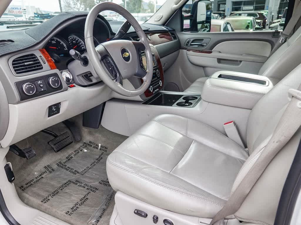 Thumbnail: 2011 Chevrolet Silverado 2500 - 17