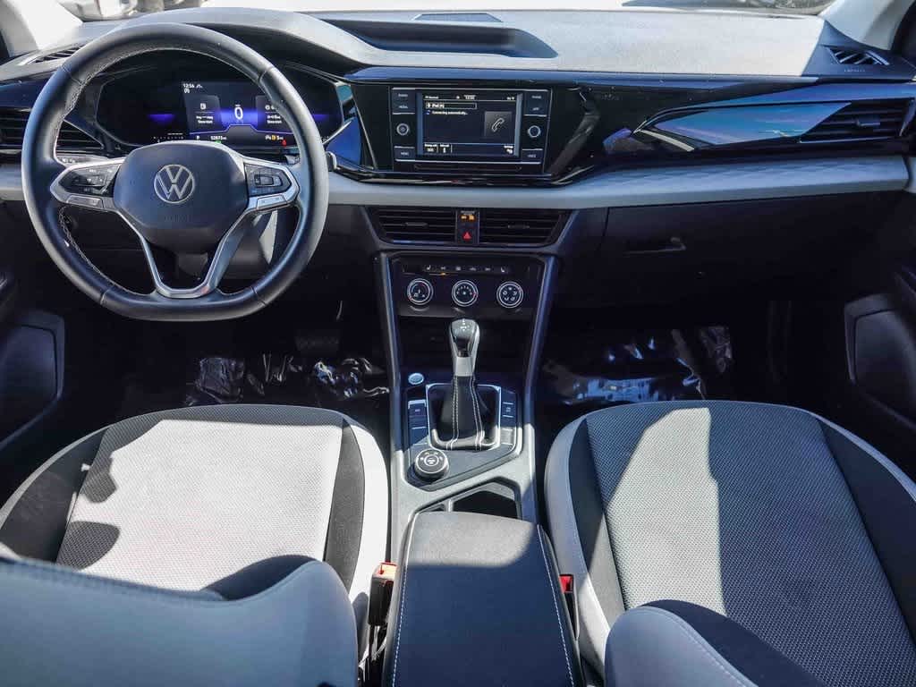 Thumbnail: 2022 Volkswagen Taos - 11