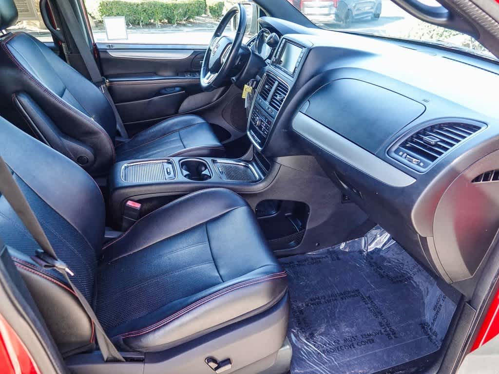 Thumbnail: 2014 Dodge Grand Caravan - 15