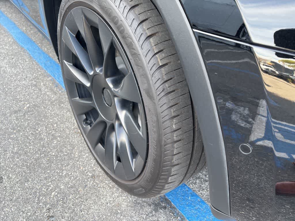 Thumbnail: 2022 Tesla Model Y - 10