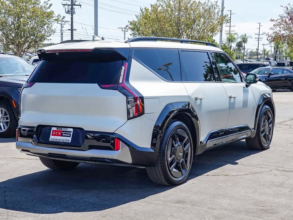 Thumbnail: 2024 Kia EV9 - 4