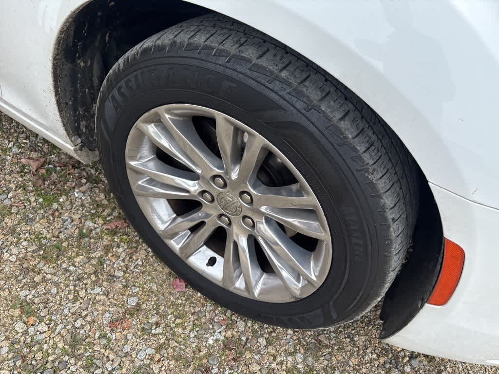 Thumbnail: 2016 Chrysler 300 - 4