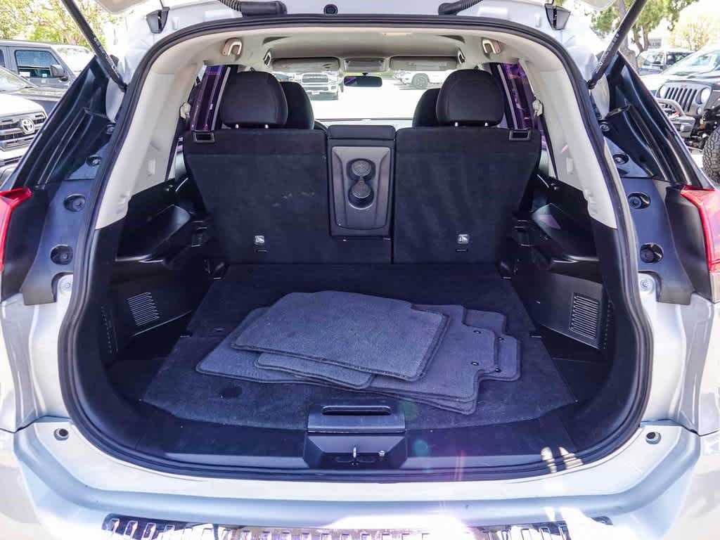 Thumbnail: 2018 Nissan Rogue - 22