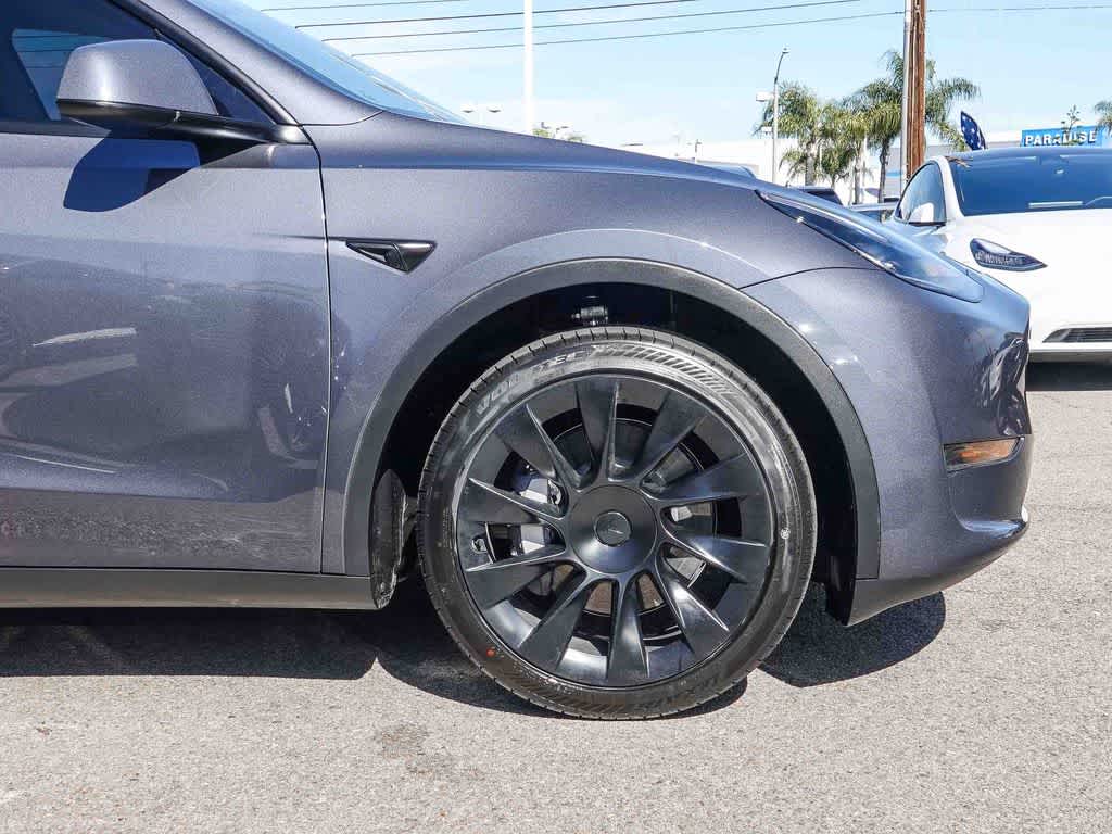 Thumbnail: 2023 Tesla Model Y - 9