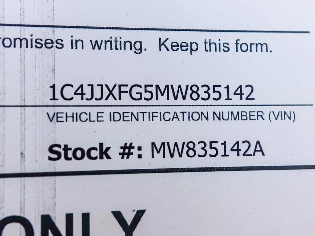 Thumbnail: 2021 Jeep Wrangler - 28