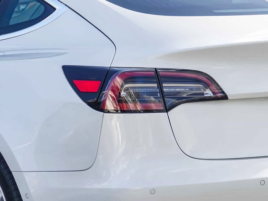 Thumbnail: 2018 Tesla Model 3 - 7