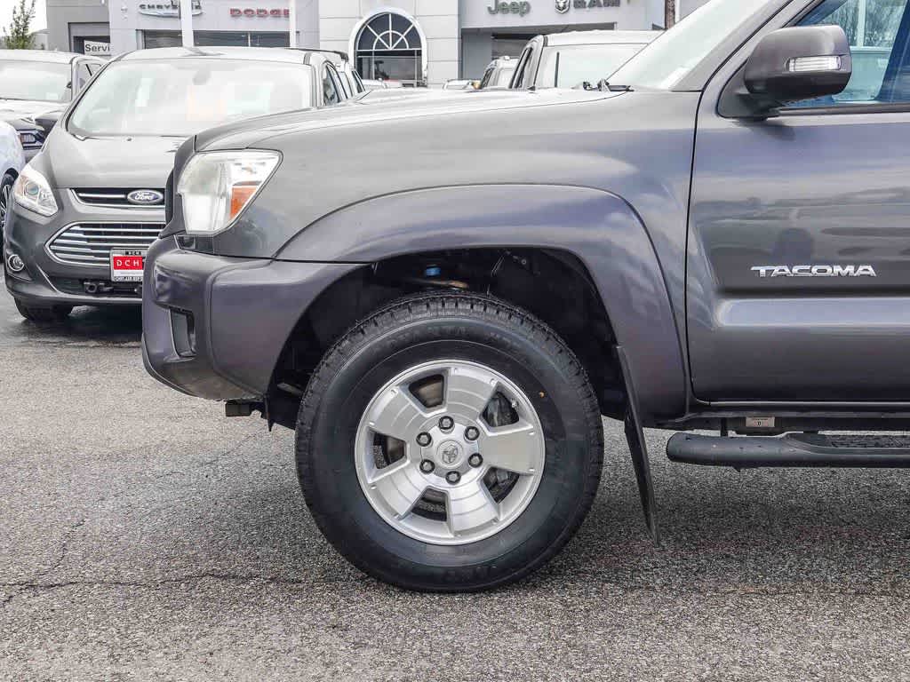 Thumbnail: 2013 Toyota Tacoma - 9