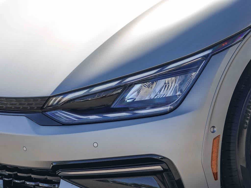 Thumbnail: 2024 Kia EV6 - 8