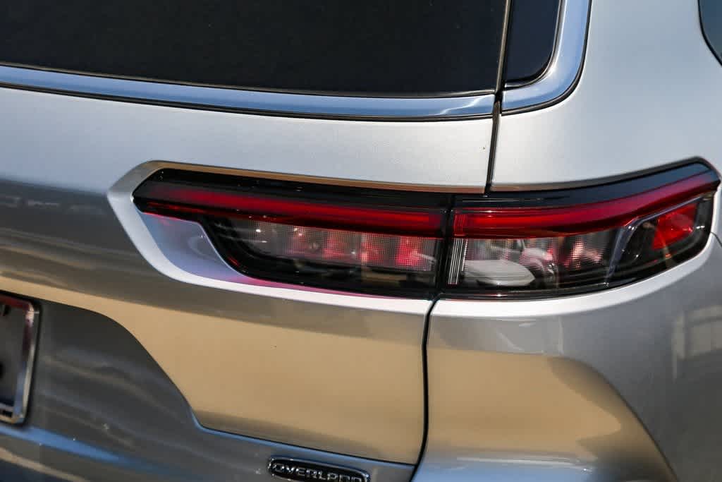 Thumbnail: 2022 Jeep Grand Cherokee - 11