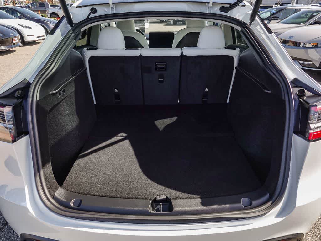 Thumbnail: 2025 Tesla Model Y - 26