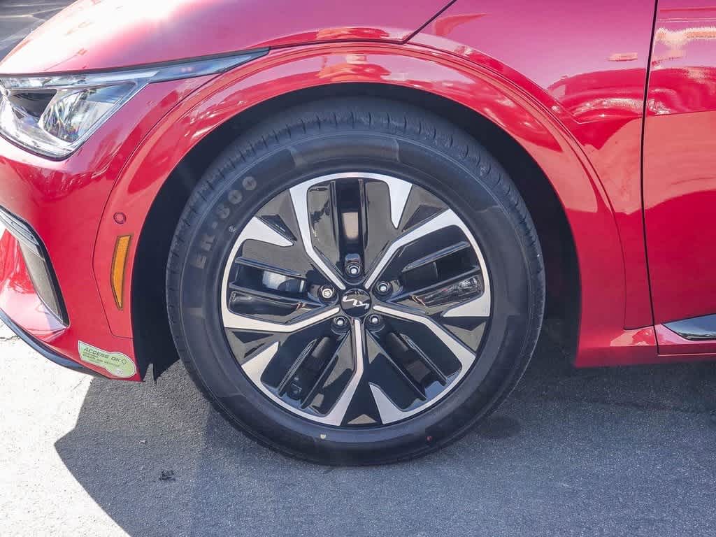 Thumbnail: 2023 Kia EV6 - 9