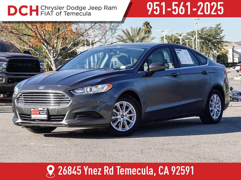 2016 Ford Fusion S -
                  Temecula, CA