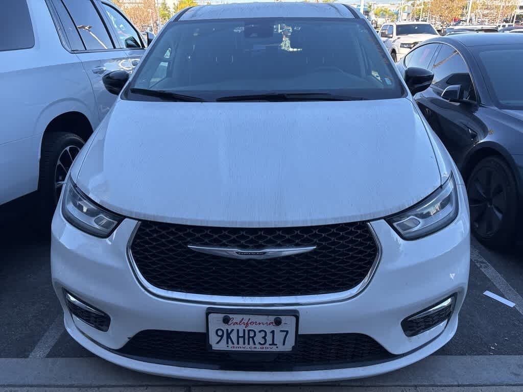 Certified 2024 Chrysler Pacifica Plug-In Hybrid Select Van Passenger Van