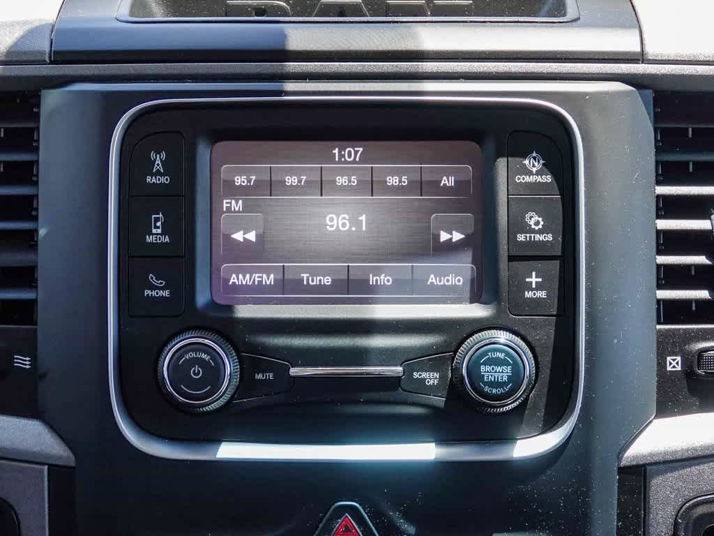 Thumbnail: 2021 RAM 1500 Classic - 13