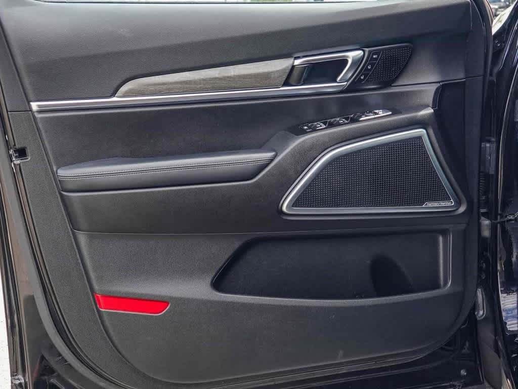 Thumbnail: 2022 Kia Telluride - 19