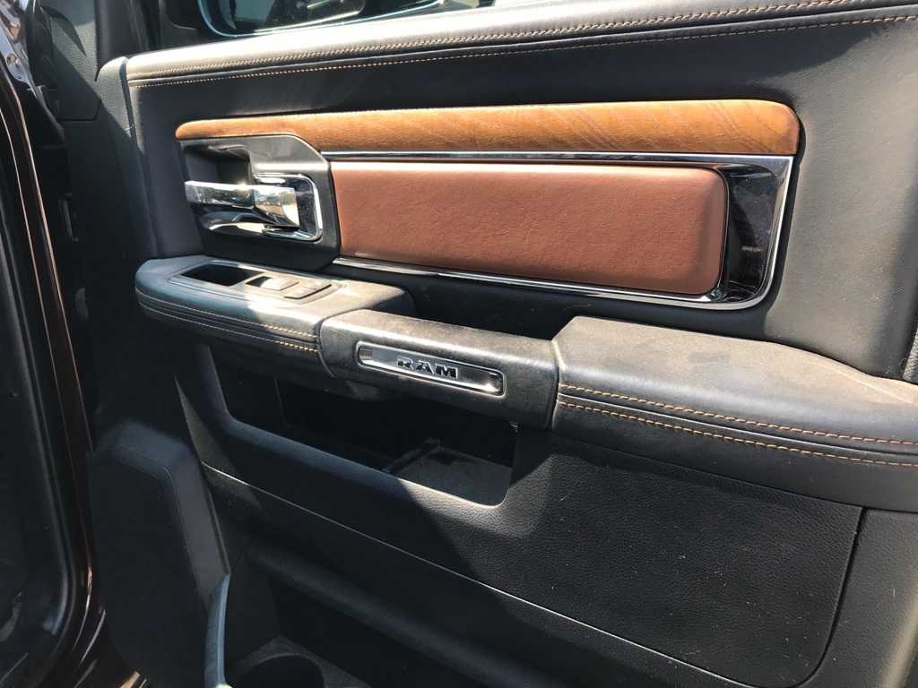 Thumbnail: 2015 RAM 3500 - 12