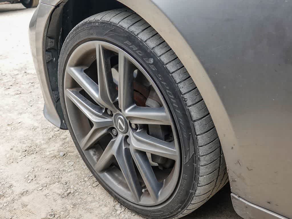 Thumbnail: 2016 Lexus IS - 21