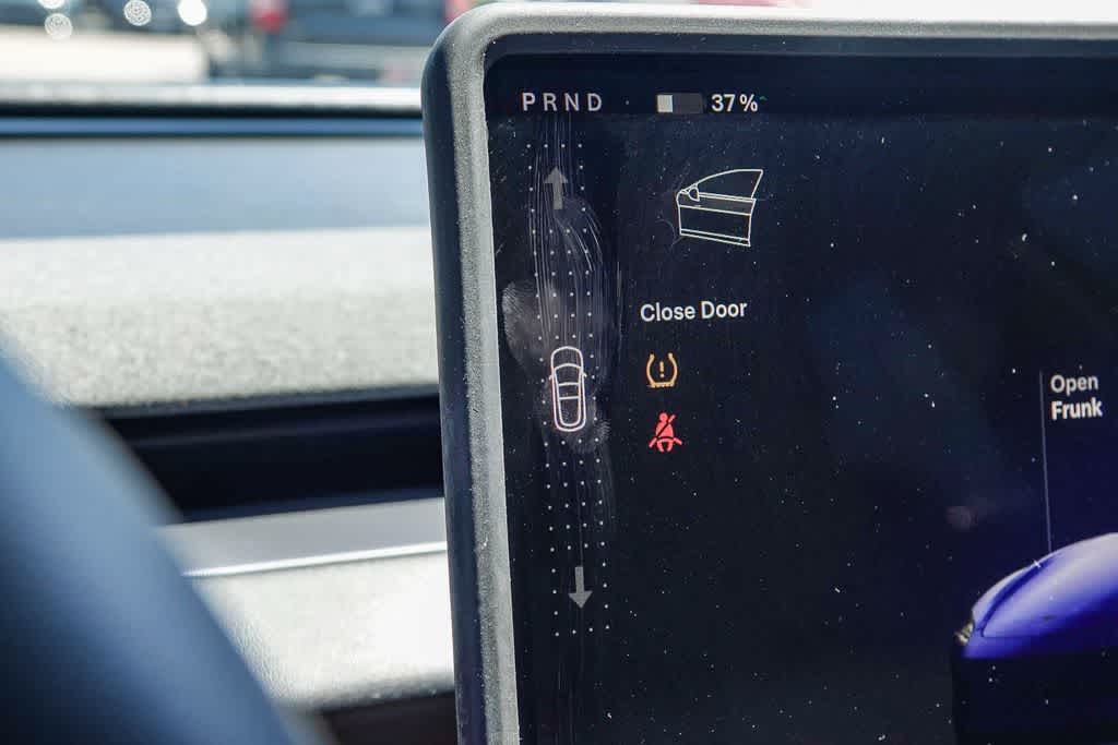 Thumbnail: 2024 Tesla Model 3 - 17