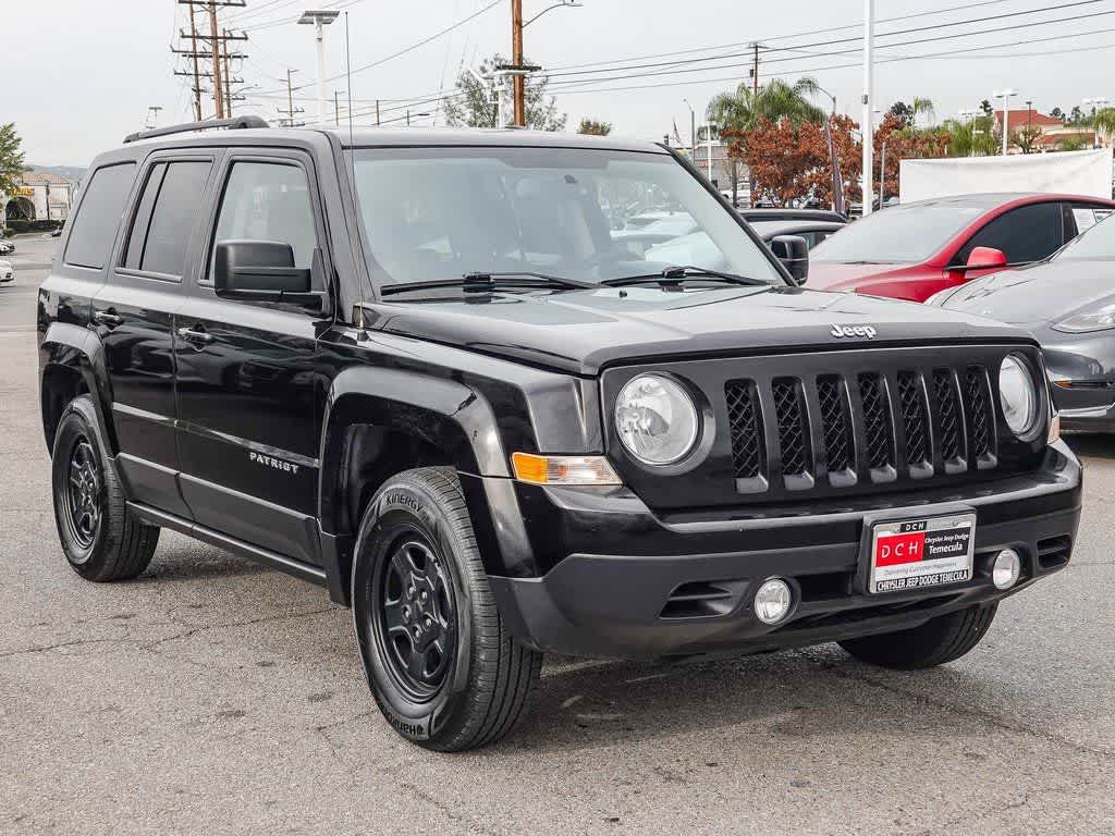 Thumbnail: 2016 Jeep Patriot - 3