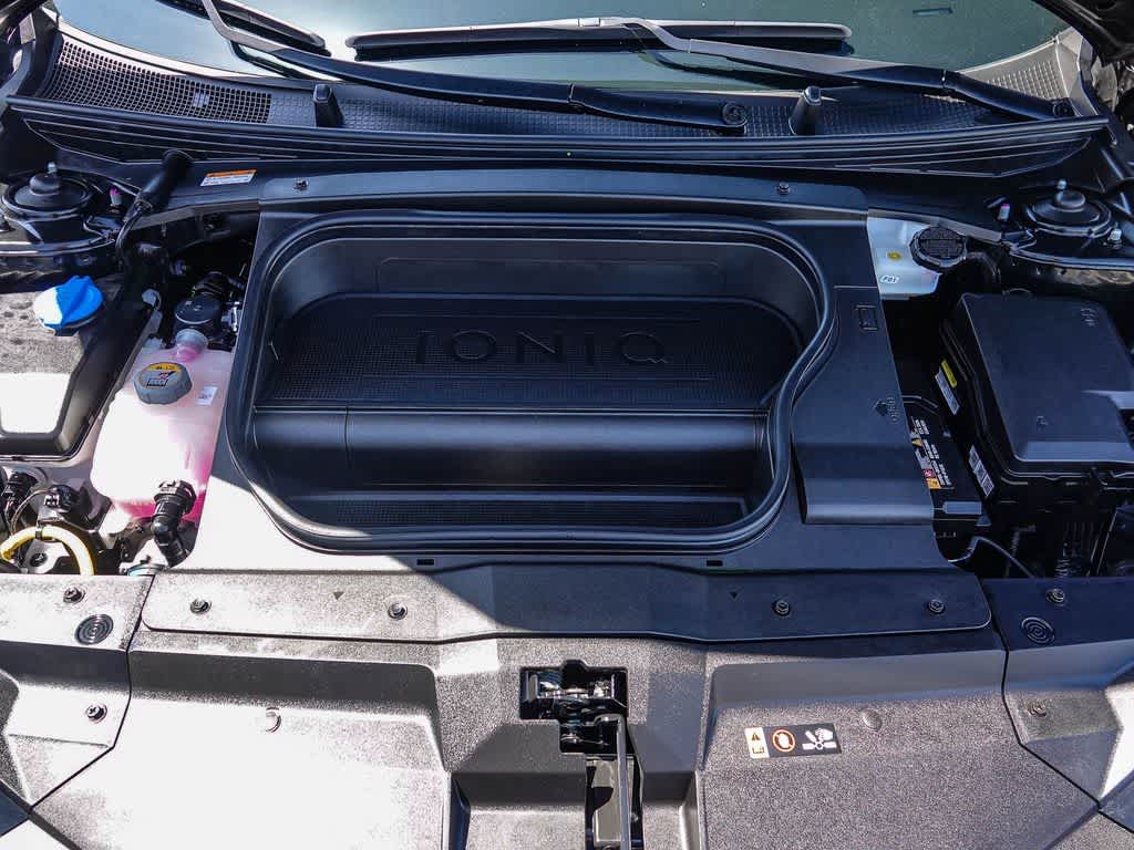 Thumbnail: 2024 Hyundai Ioniq 6 - 25