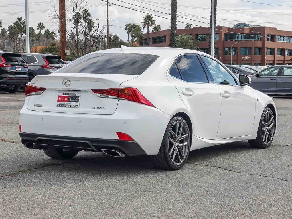 Thumbnail: 2019 Lexus IS - 4