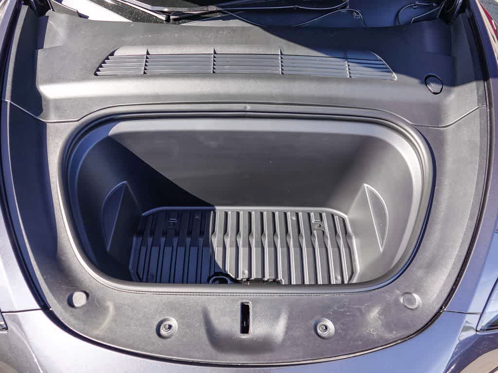 Thumbnail: 2022 Tesla Model Y - 27