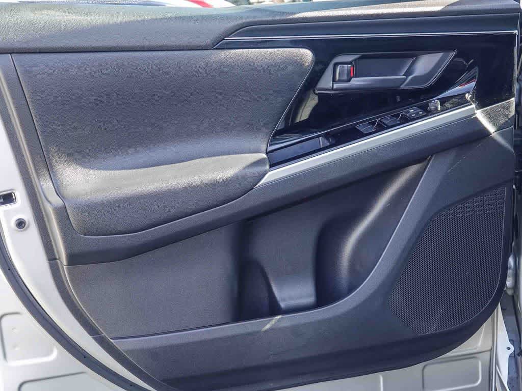 Thumbnail: 2023 Toyota bZ4X - 20