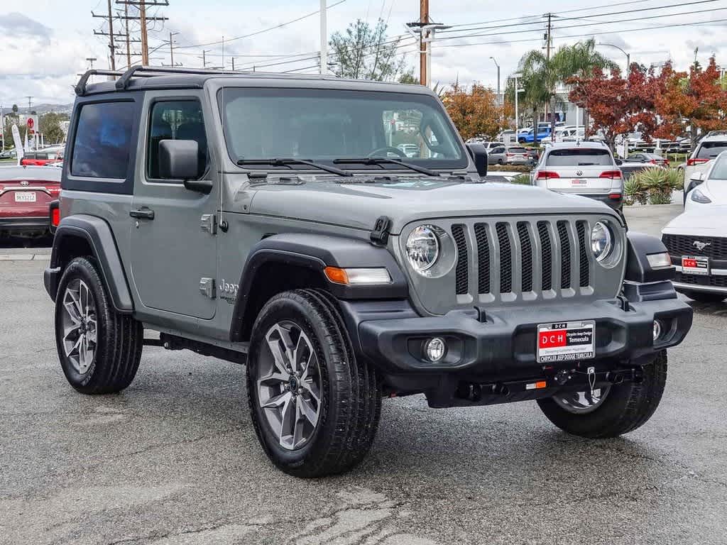 Thumbnail: 2021 Jeep Wrangler - 3
