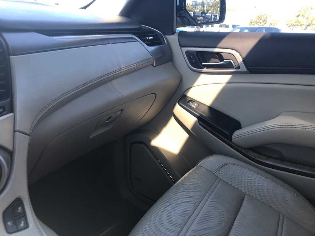 Thumbnail: 2018 GMC Yukon - 16