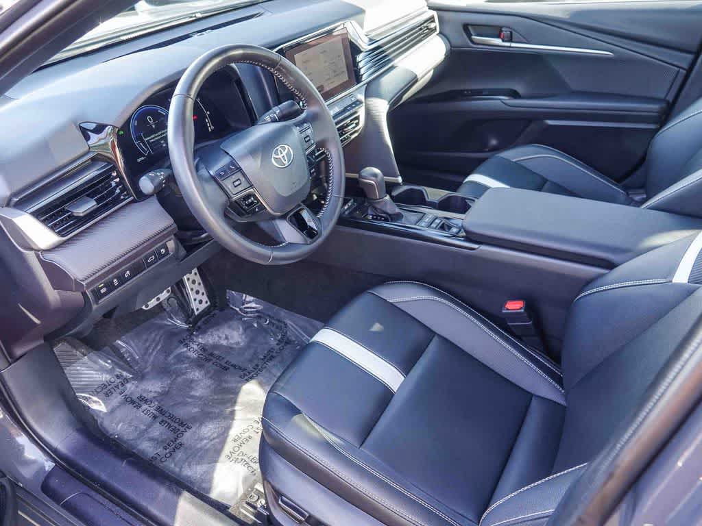 Thumbnail: 2025 Toyota Camry - 16