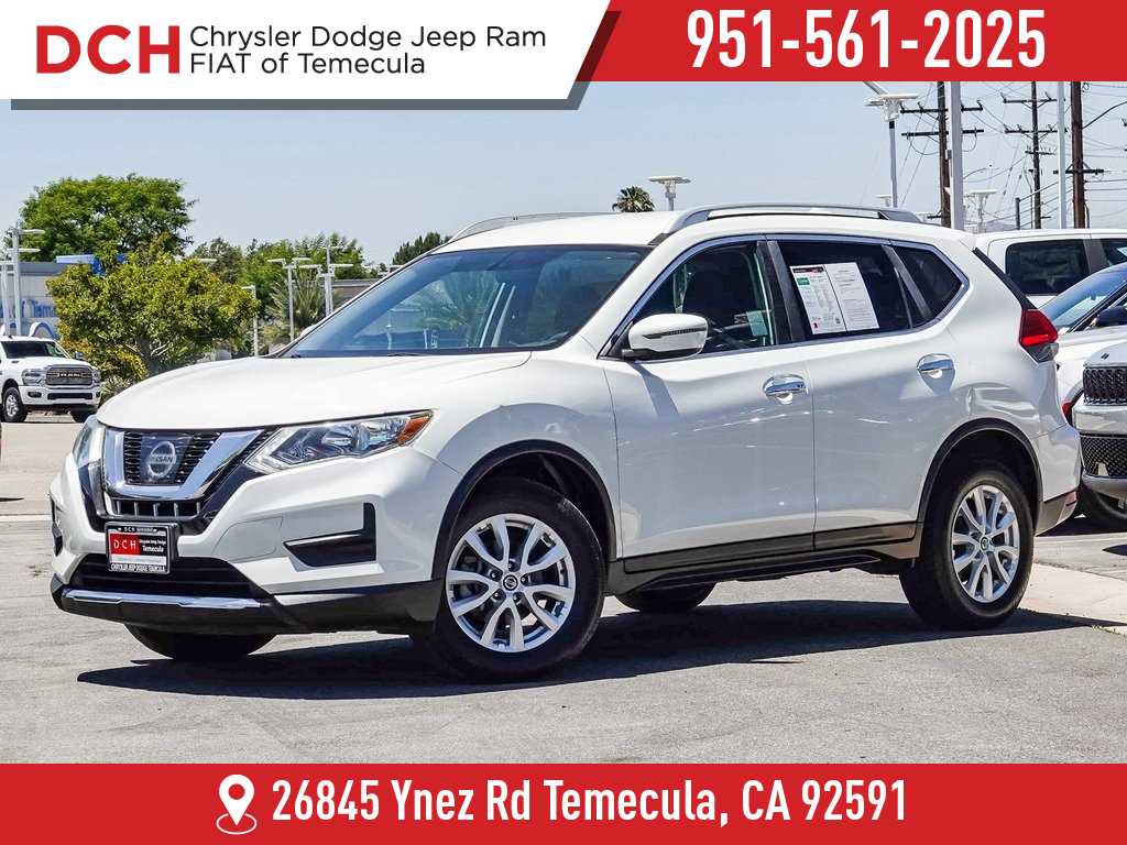 2017 Nissan Rogue SV -
                  Temecula, CA