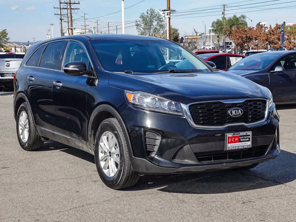 Thumbnail: 2019 Kia Sorento - 3