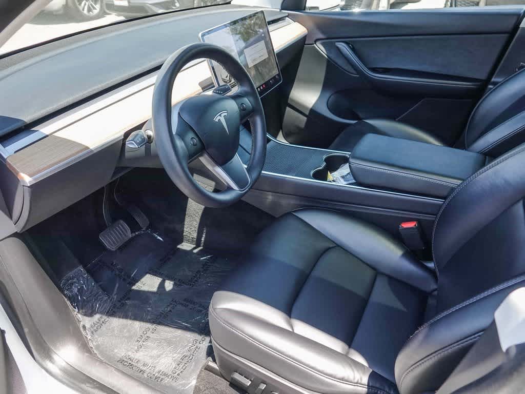 Thumbnail: 2020 Tesla Model Y - 15