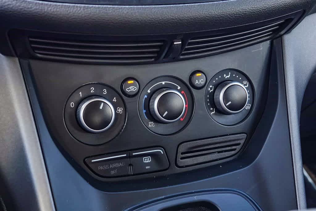 Thumbnail: 2014 Ford Escape - 21