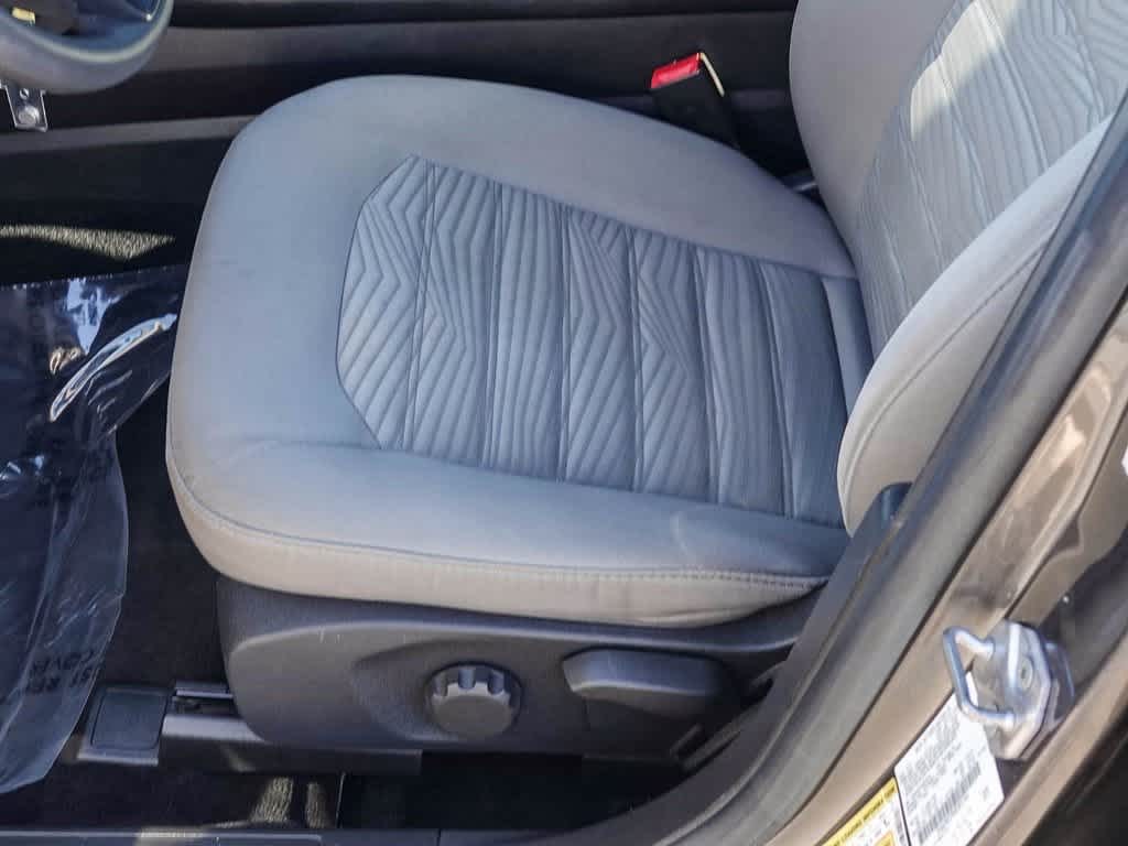 Thumbnail: 2016 Ford Fusion - 20