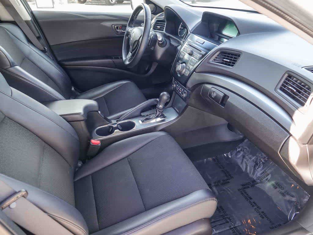 Thumbnail: 2013 Acura ILX - 15