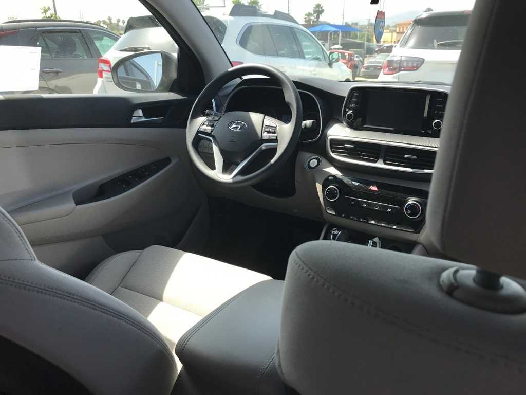 Thumbnail: 2020 Hyundai Tucson - 8