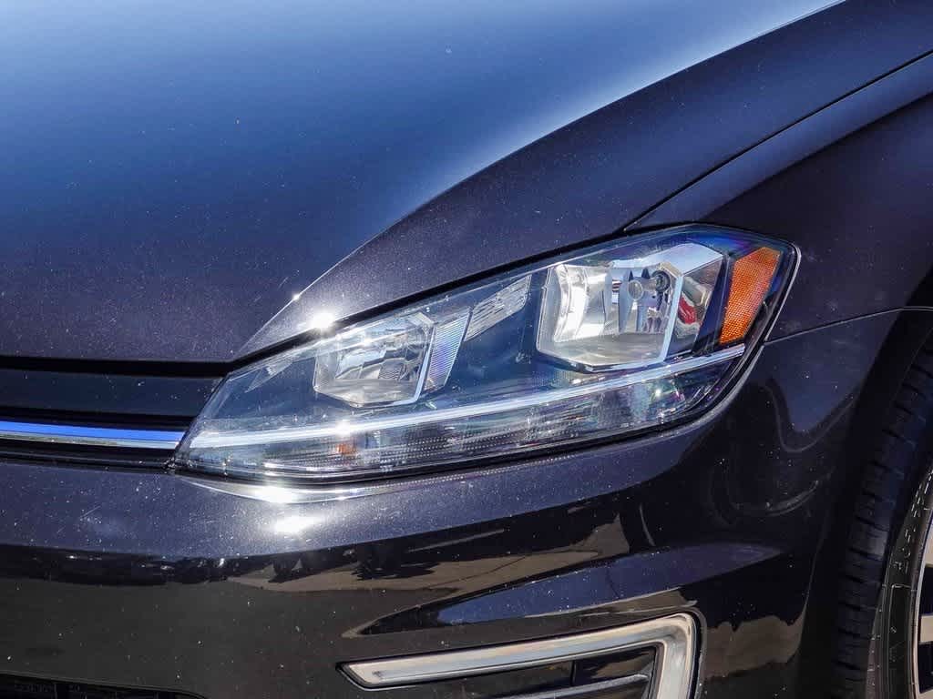 Thumbnail: 2019 Volkswagen e-Golf - 8