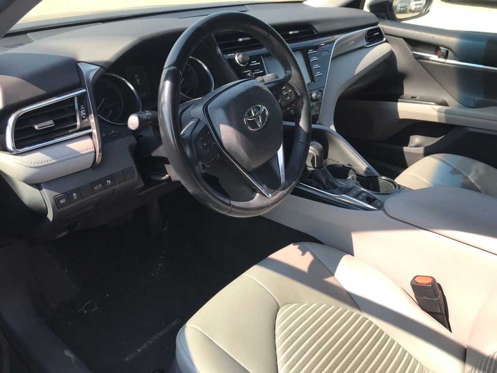 Thumbnail: 2018 Toyota Camry - 8