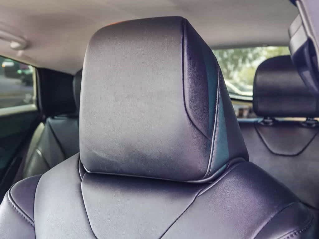 Thumbnail: 2019 Toyota Prius Prime - 24