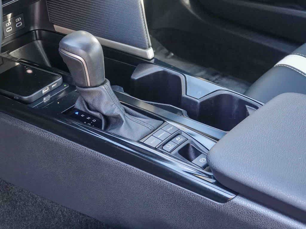 Thumbnail: 2025 Toyota Camry - 18