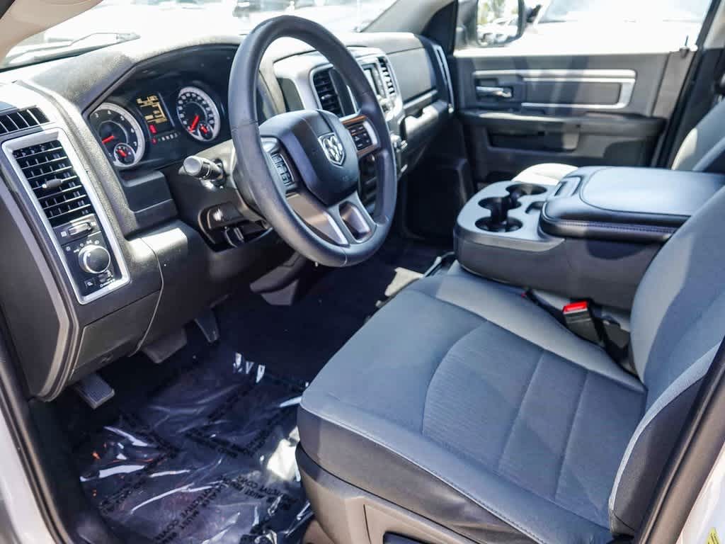 Thumbnail: 2022 RAM 1500 Classic - 17