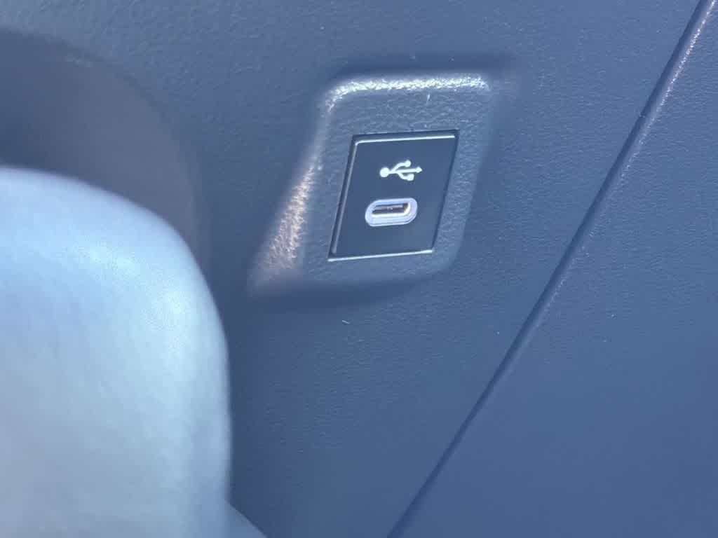 Thumbnail: 2025 Toyota Corolla - 22