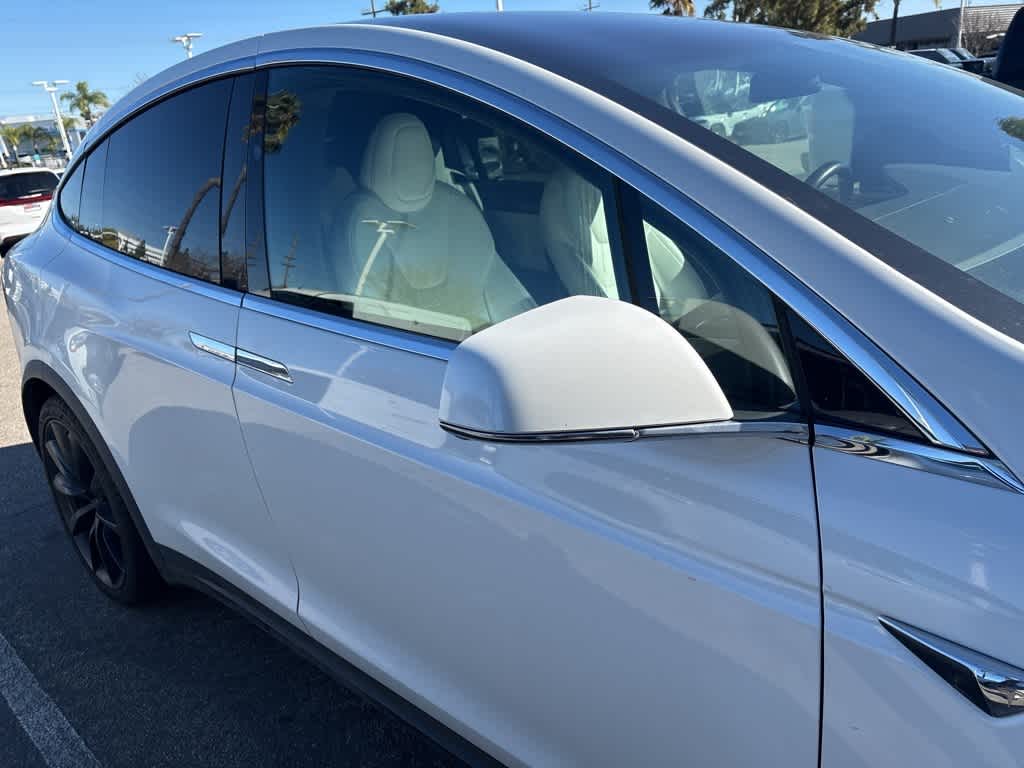 Thumbnail: 2021 Tesla Model X - 13