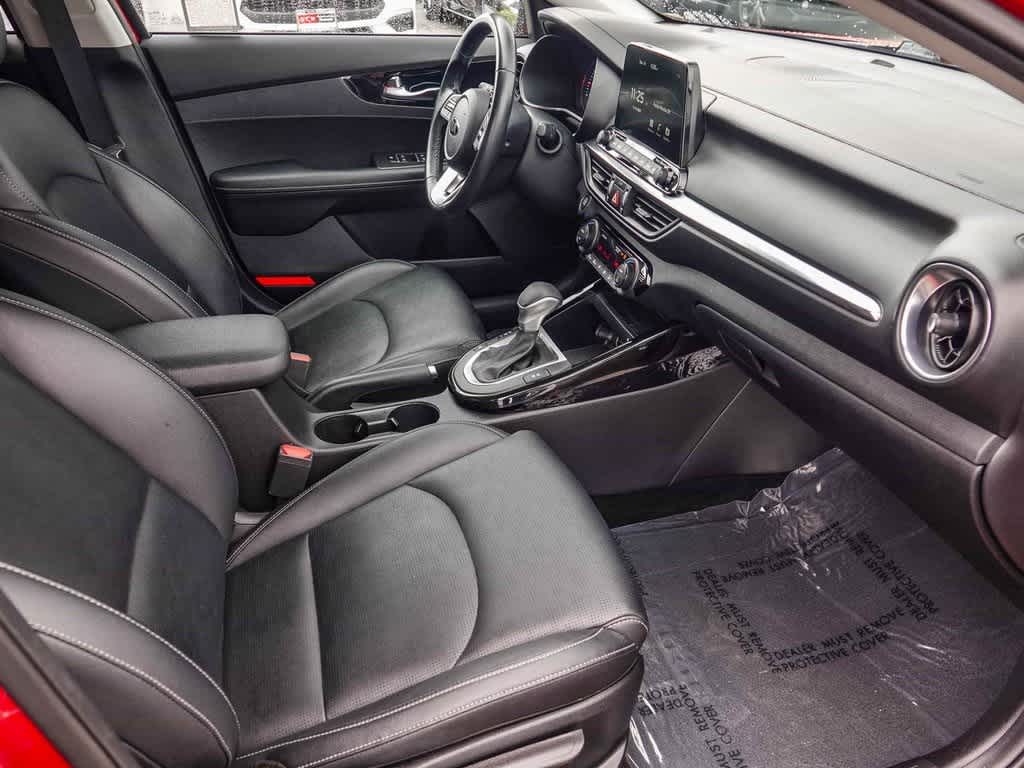 Thumbnail: 2021 Kia Forte - 15