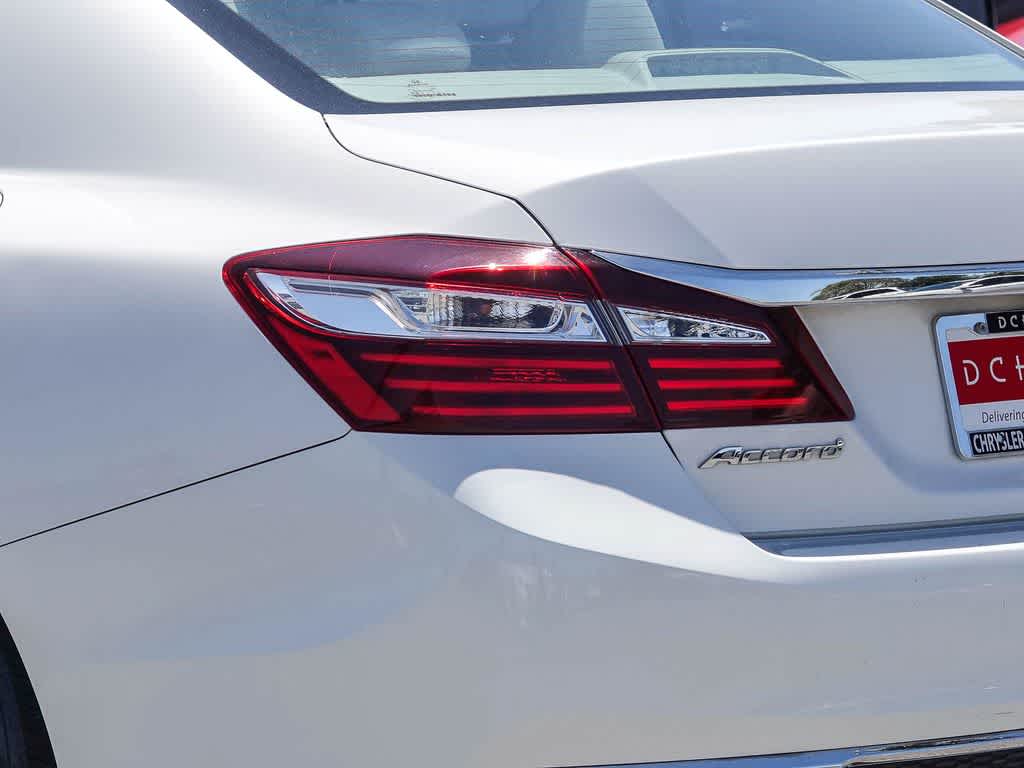 Thumbnail: 2016 Honda Accord - 7