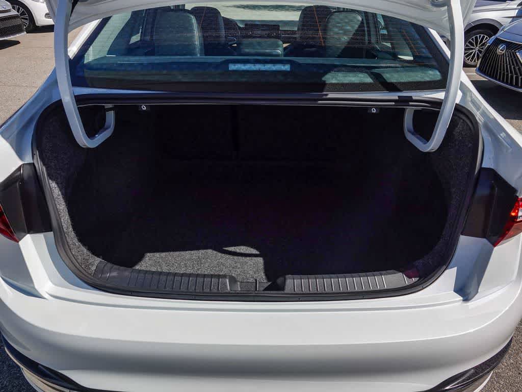 Thumbnail: 2025 Volkswagen Jetta - 26