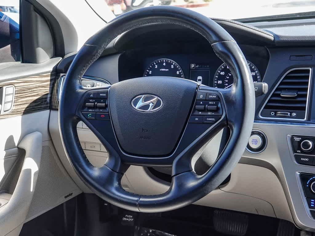 Thumbnail: 2017 Hyundai Sonata - 14